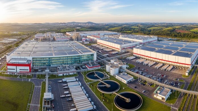 esta-fabrica-da-coca-cola-no-brasil-e-a-maior-do-mundo-e-a-producao-anual-surpreende esta-fabrica-da-coca-cola-no-brasil-e-a-maior-do-mundo-e-a-producao-anual-surpreende