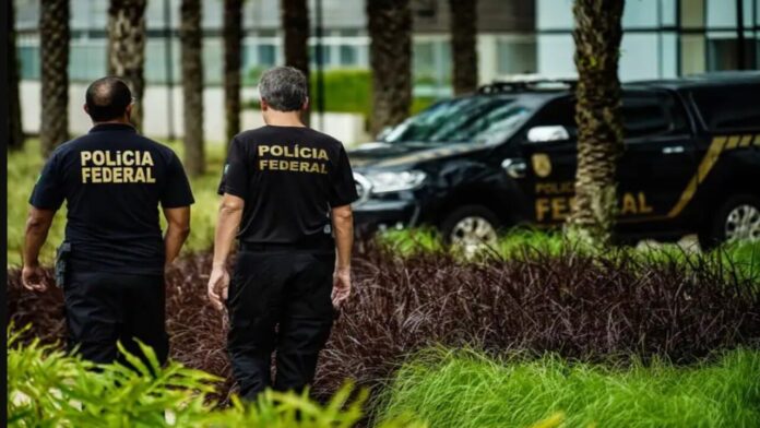 pf-apreendeu-grande-quantia-em-dinheiro-na-sede-do-sindicato-ligado-ao-irmao-de-lula pf-apreendeu-grande-quantia-em-dinheiro-na-sede-do-sindicato-ligado-ao-irmao-de-lula