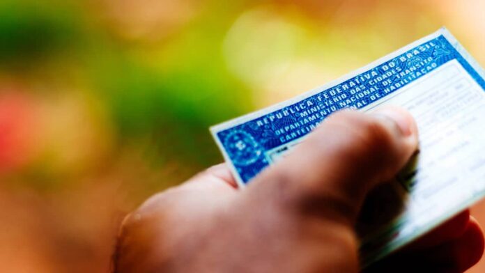 carteira-de-habilitacao-gratuita-atinge-status-tao-esperado-e-muda-a-vida-de-3-mil-motoristas carteira-de-habilitacao-gratuita-atinge-status-tao-esperado-e-muda-a-vida-de-3-mil-motoristas